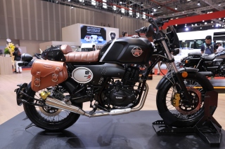 UM-Renegade-Scrambler-X-Cafe-2